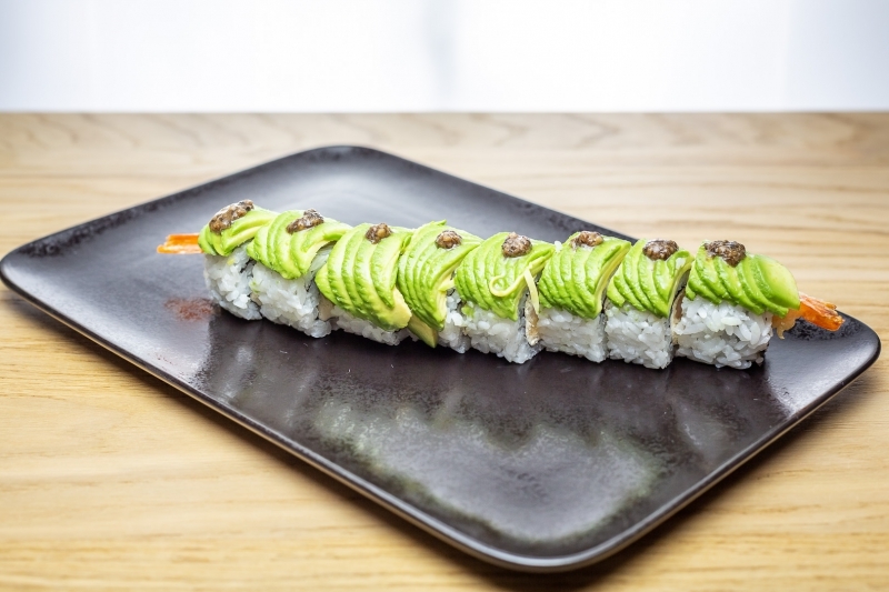 Dragon vert crevette tempura avocat truffe