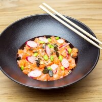 Salade crudités saumon entrée